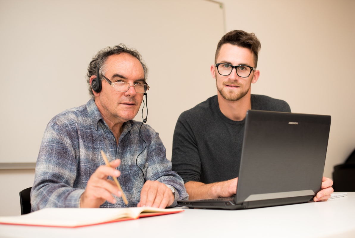 BOOMER Y MILENIAL Dos generaciones trabajando