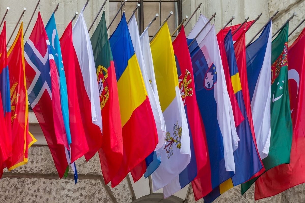 VIVA LA INTERDEPENDENCIA!